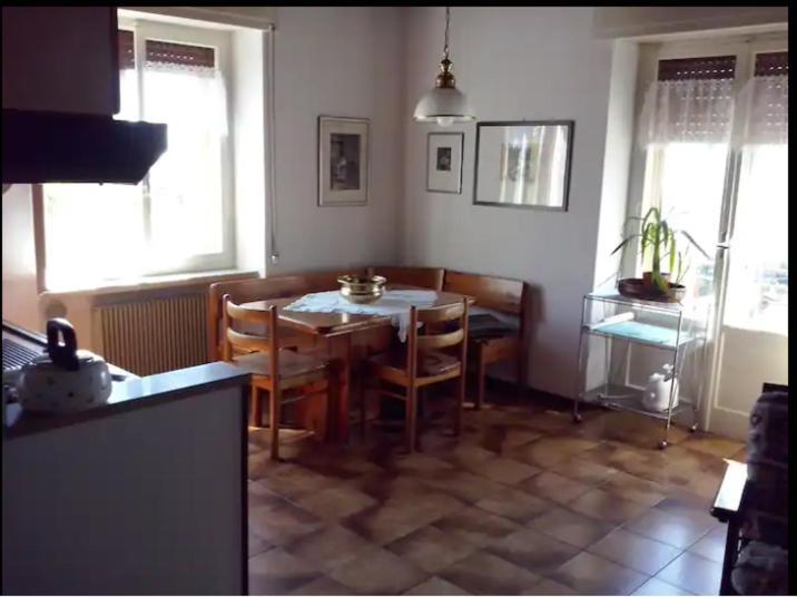 Warm, Nice & Amazing Lake-View Apartment San Zeno di Montagna Esterno foto